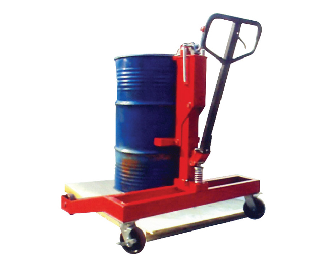 用于搬運(yùn)托盤(pán)上的油桶搬運(yùn)車(chē) 用于搬運(yùn)托盤(pán)上的油桶搬運(yùn)車(chē)